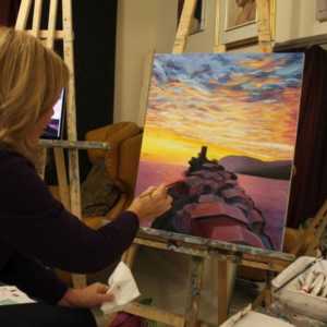 How Perspective Impacts Landscape Painting During Oil Painting Classes?